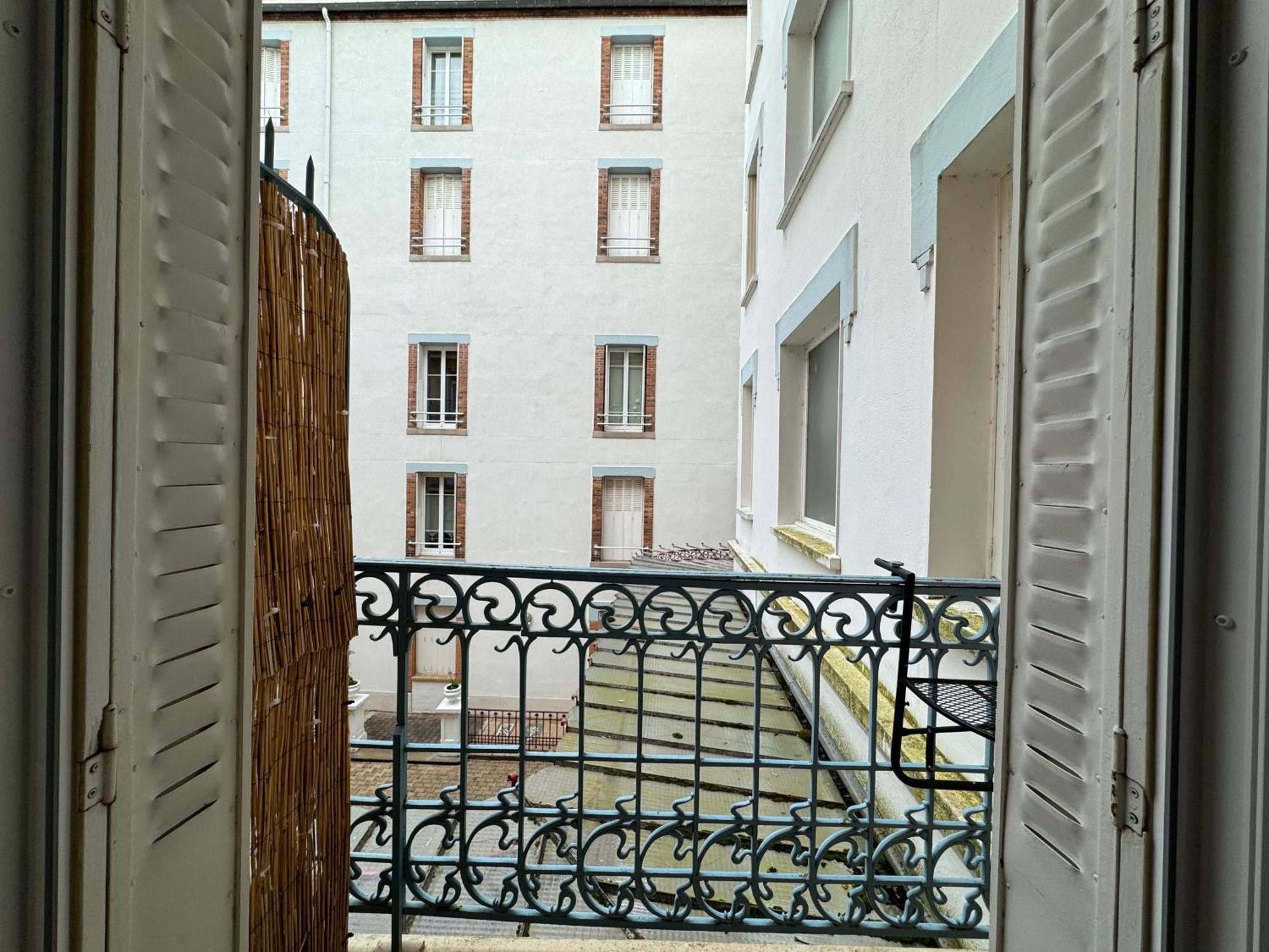 Petit Splendid - Ancien Palace, Balcon, Centre Vichy Exteriör bild